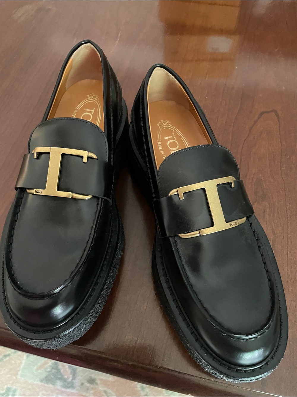 Tod’s Fondo NWOT leather platform loafer sz 37